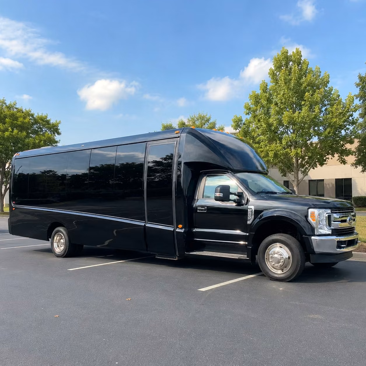 lancaster 15 passenger minibus rental