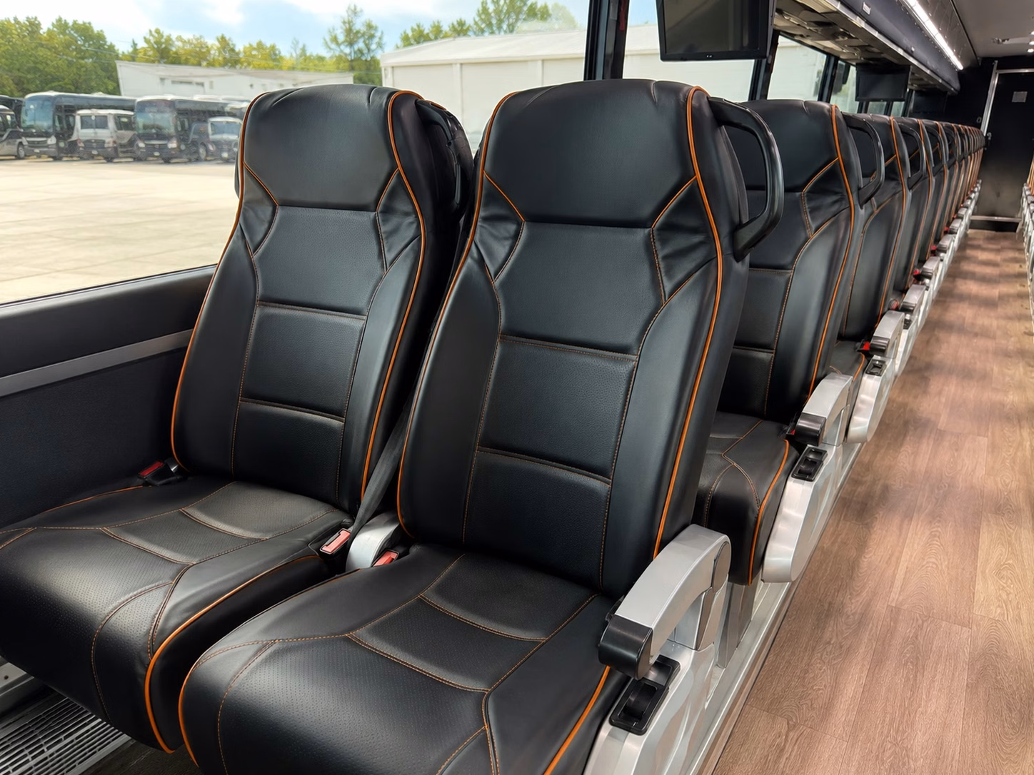 minibus rentals for smaller lancaster prom groups who want a private ride